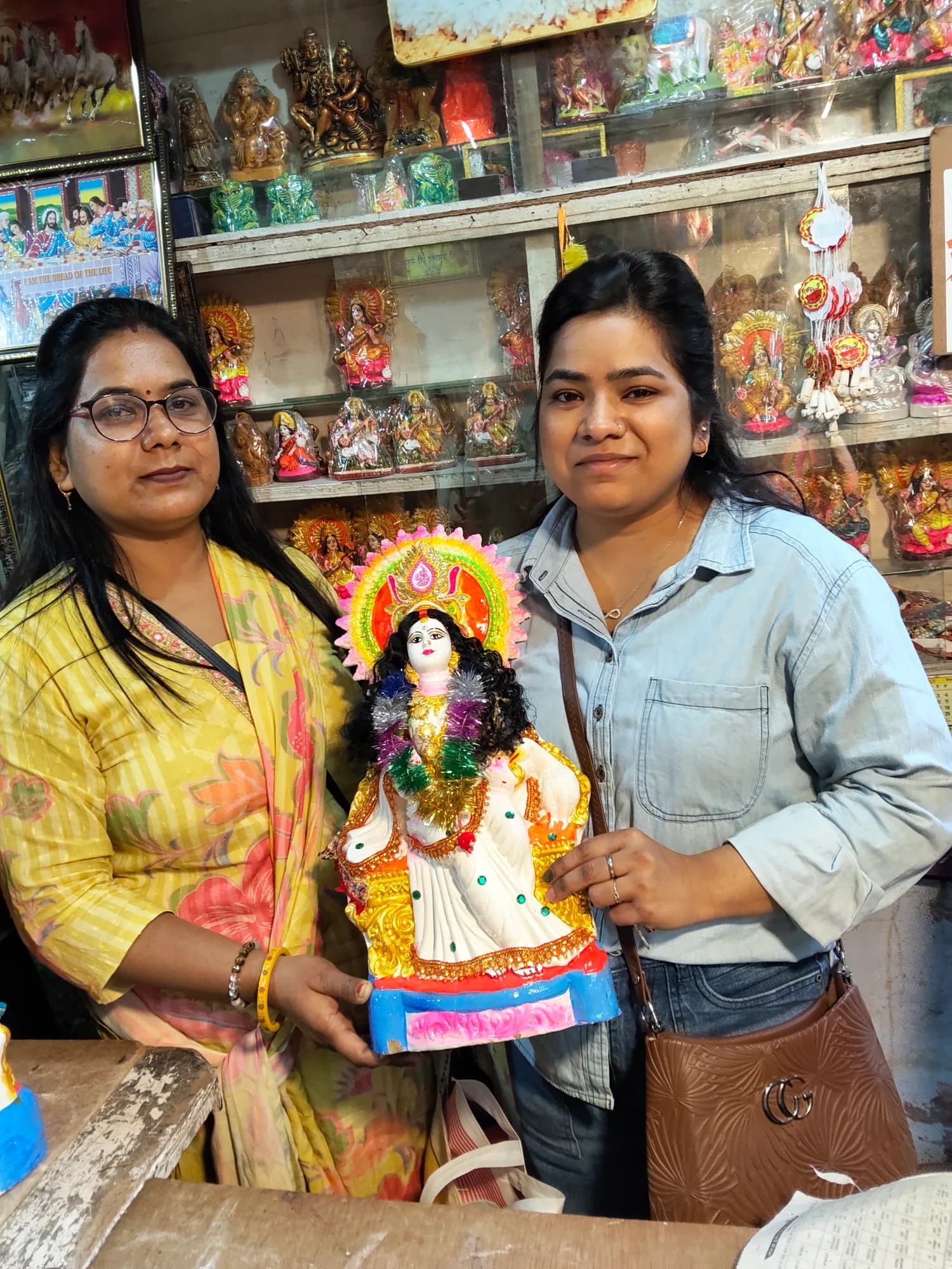 The Saraswati Puja rush